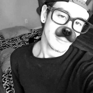 Meet your Posher, Cameron